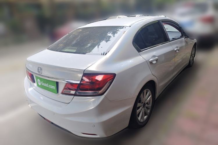 Used Honda Civic 2014 1.8L automatic comfort version Rear Right 45 Deg