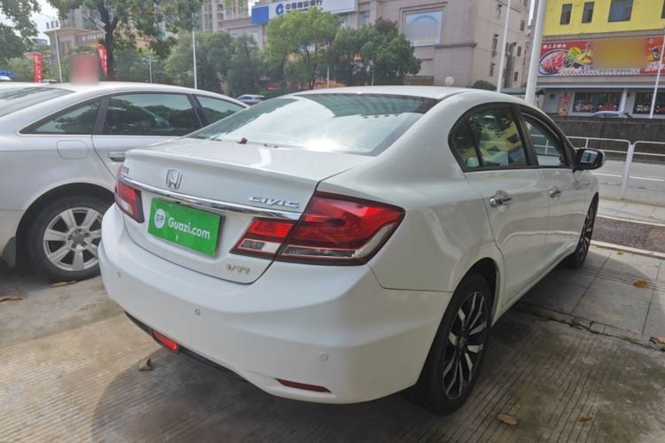Used Honda Civic 2014 1.8L automatic luxury edition Rear Right 45 Deg