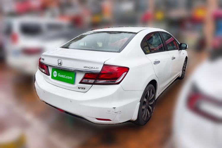 Used Honda Civic 2014 1.8L automatic luxury edition Rear Right 45 Deg