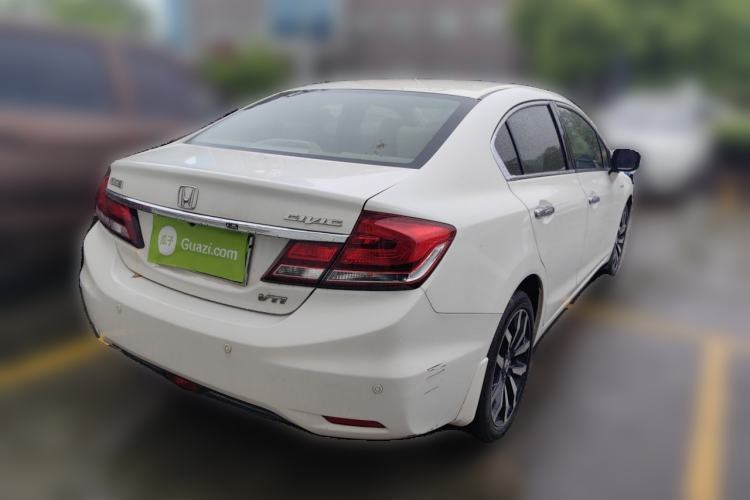 Used Honda Civic 2014 1.8L automatic luxury edition Rear Right 45 Deg