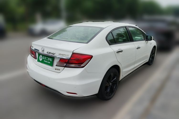 Used Honda Civic 2014 1.8L automatic luxury edition Rear Right 45 Deg