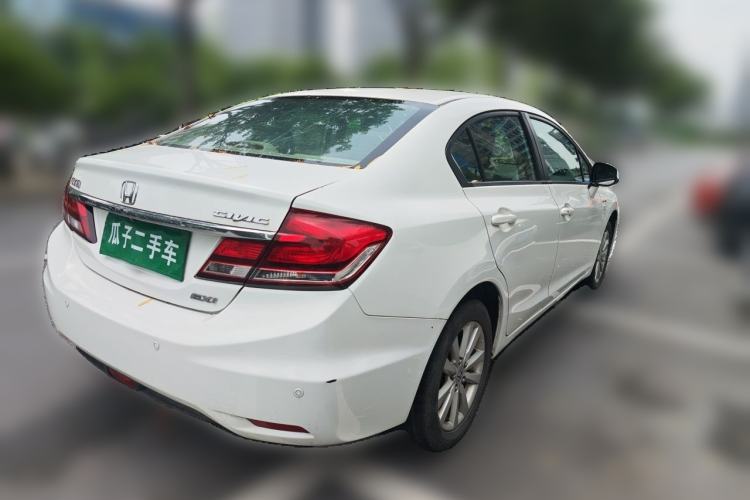 Used Honda Civic 2014 1.8L automatic comfort version Rear Right 45 Deg