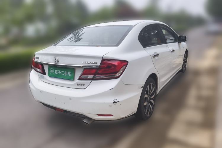 Used Honda Civic 2014 1.8L automatic luxury edition Rear Right 45 Deg