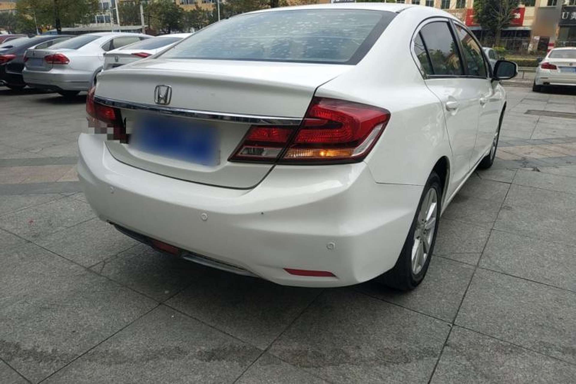 Used Honda Civic 2014 1.8L automatic comfort version Rear Right 45 Deg