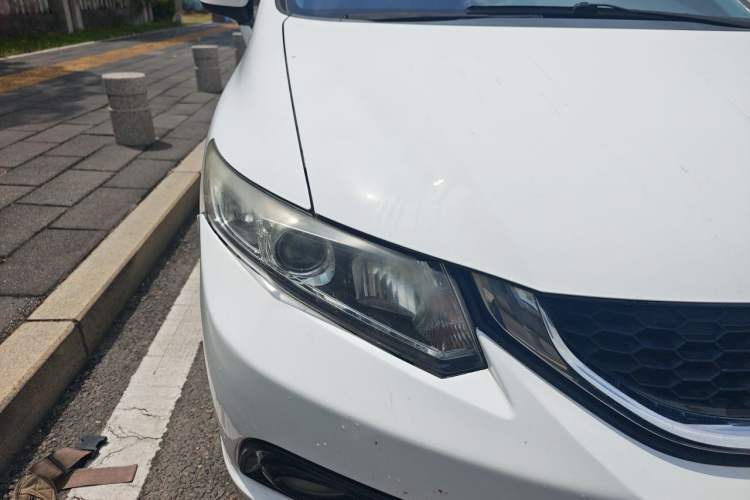 Used Honda Civic 2014 1.8L automatic comfort version Right Front Headlight