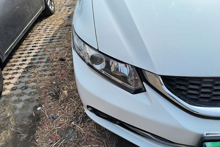 Used Honda Civic 2014 1.8L automatic comfort version Right Front Headlight