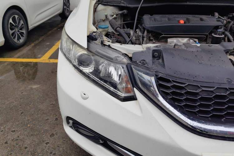 Used Honda Civic 2014 1.8L automatic luxury edition Right Front Headlight
