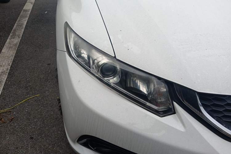 Used Honda Civic 2014 1.8L automatic comfort version Right Front Headlight