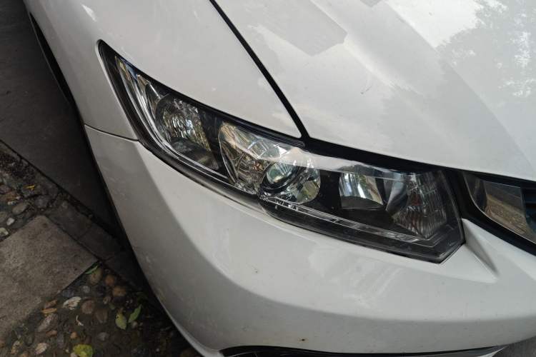 Used Honda Civic 2014 1.8L Automatic Classic Edition Right Front Headlight