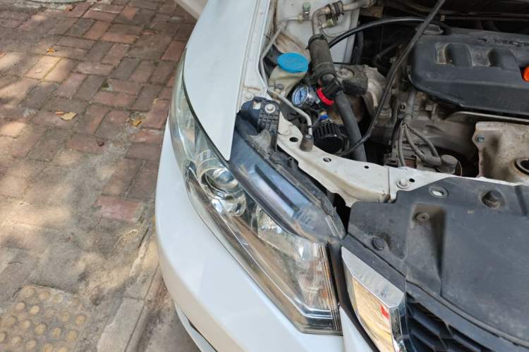 Used Honda Civic 2014 1.8L automatic comfort version Right Front Headlight