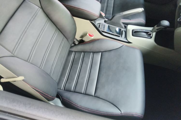 Used Honda Civic 2014 1.8L Automatic Classic Edition Right Front Seat