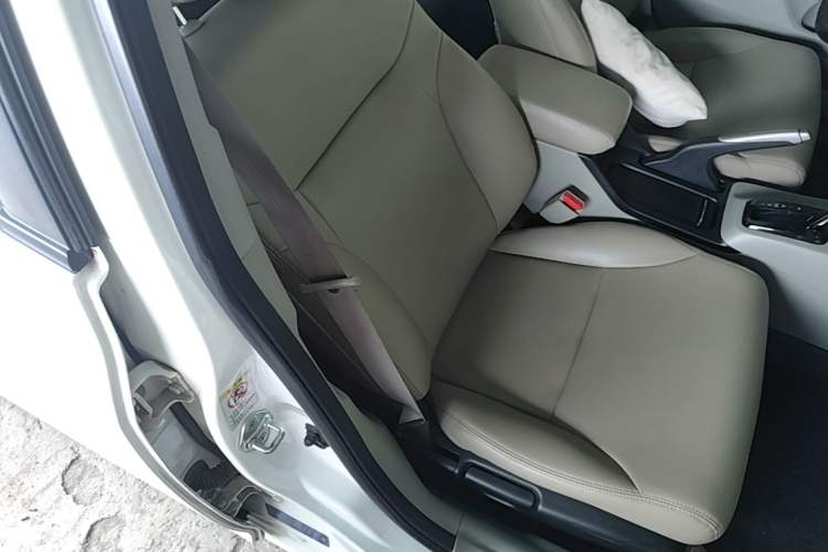 Used Honda Civic 2014 1.8L automatic comfort version Right Front Seat