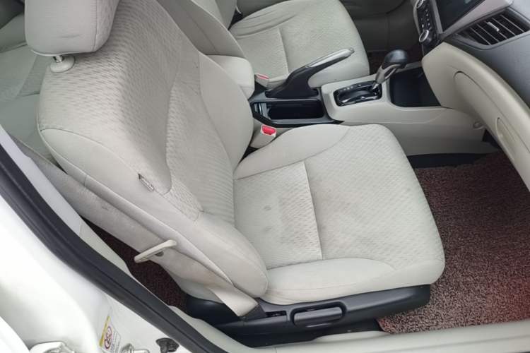Used Honda Civic 2014 1.8L automatic comfort version Right Front Seat