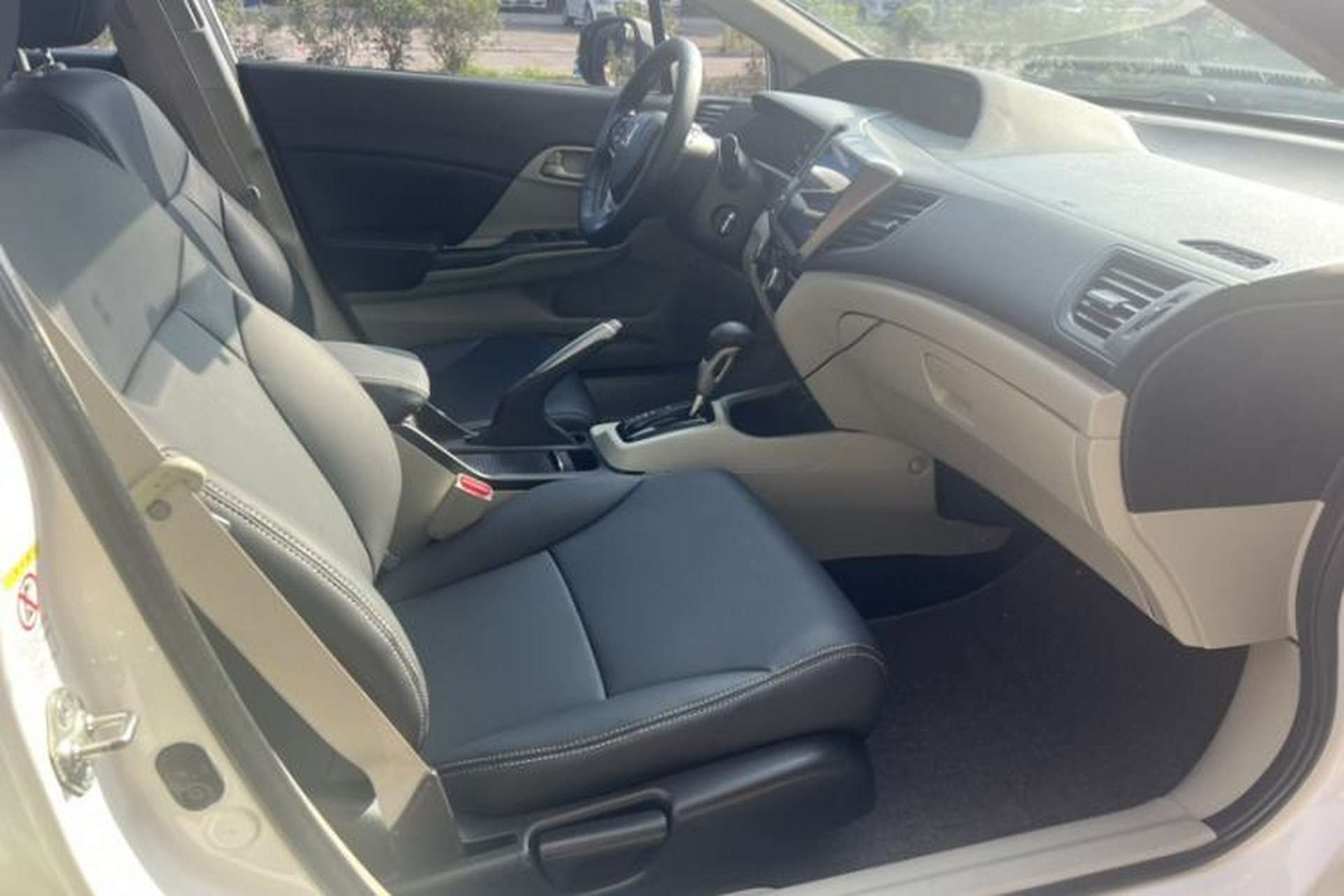 Used Honda Civic 2014 1.8L Automatic Classic Edition Right Front Seat