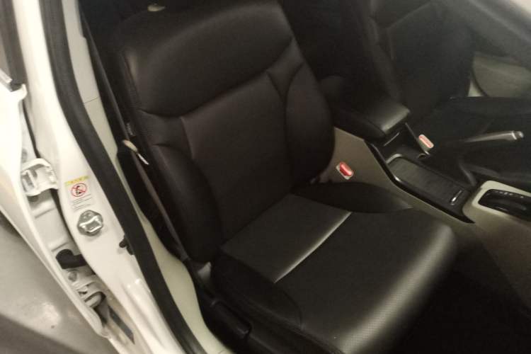 Used Honda Civic 2014 1.8L automatic comfort version Right Front Seat
