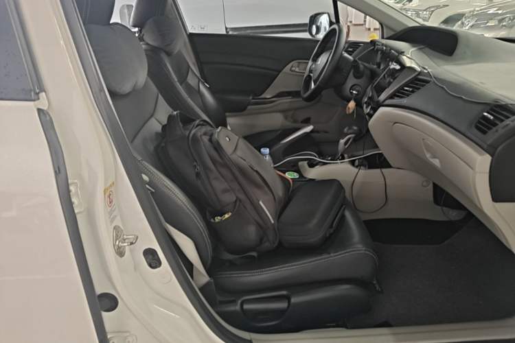 Used Honda Civic 2014 1.8L Automatic Classic Edition Right Front Seat