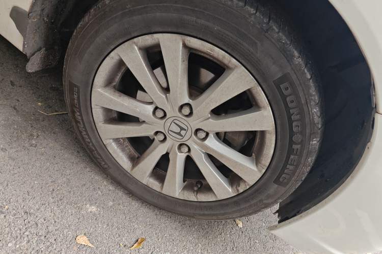Used Honda Civic 2014 1.8L automatic comfort version Right Front Wheel Hub