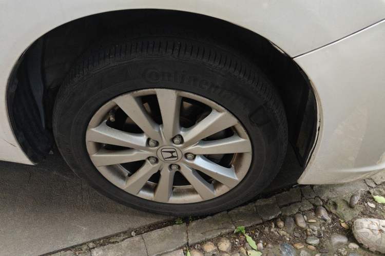 Used Honda Civic 2014 1.8L Automatic Classic Edition Right Front Wheel Hub