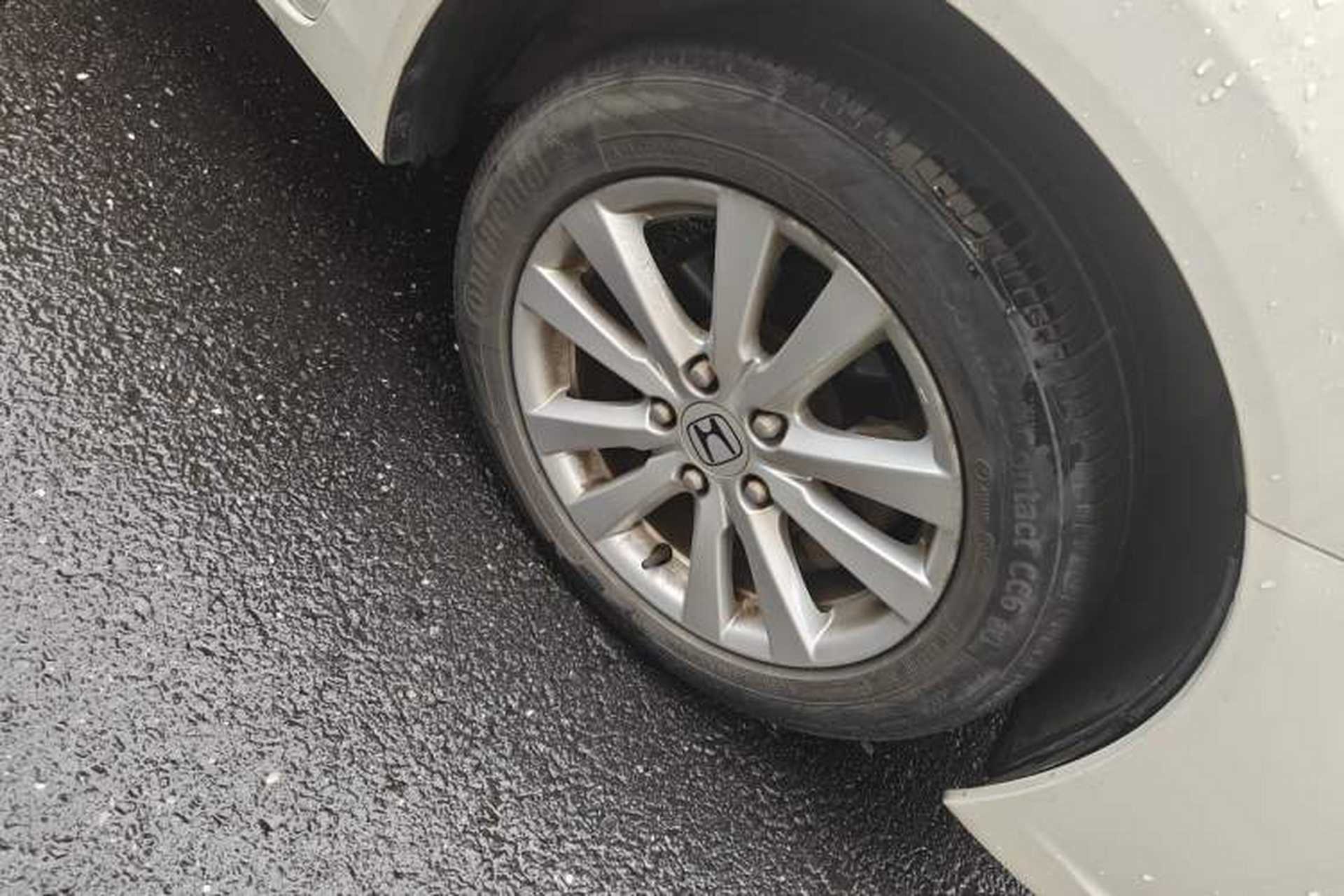 Used Honda Civic 2014 1.8L Automatic Classic Edition Right Front Wheel Hub