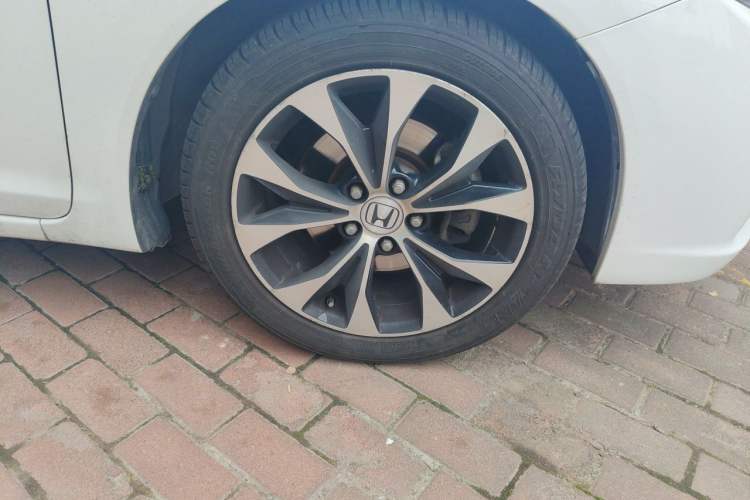 Used Honda Civic 2014 2.4L manual Si Right Front Wheel Hub