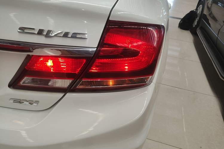 Used Honda Civic 2014 1.8L automatic comfort version Right Rear Taillight