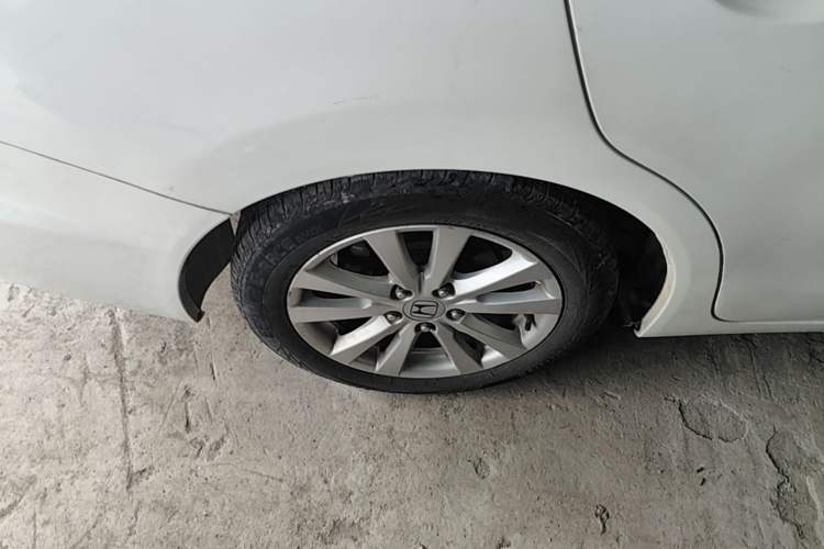 Used Honda Civic 2014 1.8L automatic comfort version Right Rear Wheel Hub