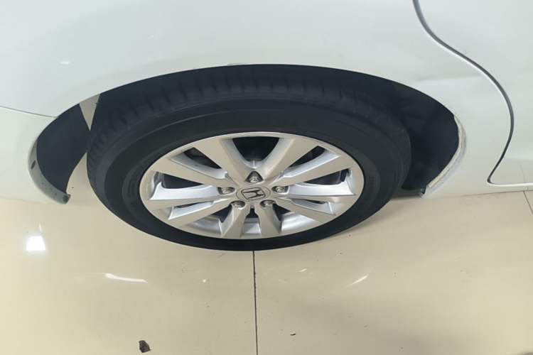 Used Honda Civic 2014 1.8L automatic comfort version Right Rear Wheel Hub