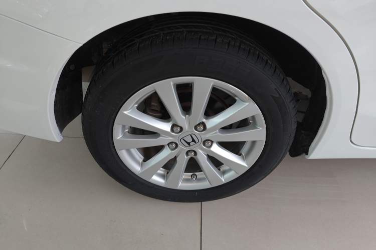 Used Honda Civic 2014 1.8L automatic comfort version Right Rear Wheel Hub