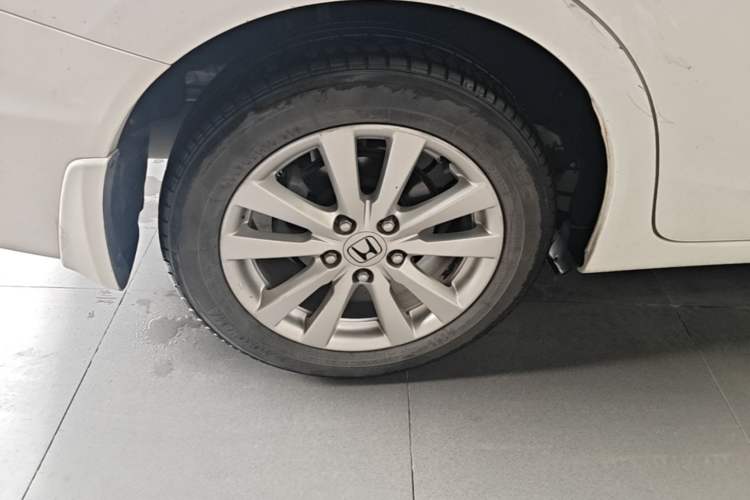 Used Honda Civic 2014 1.8L Automatic Classic Edition Right Rear Wheel Hub