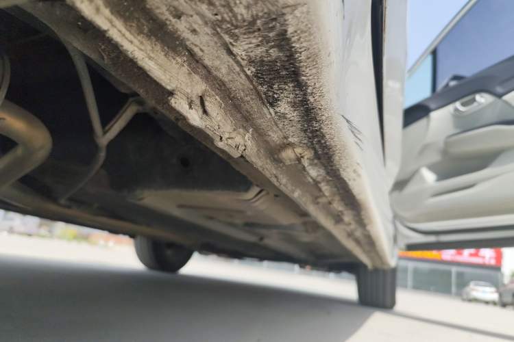 Used Honda Civic 2014 1.8L Automatic Classic Edition Right Side Sill