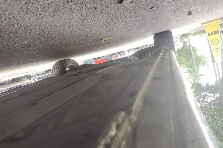 Used Honda Civic 2014 1.8L Automatic Classic Edition Right Side Sill