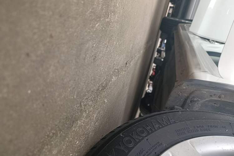 Used Honda Civic 2014 1.8L Automatic Classic Edition Right Side Sill