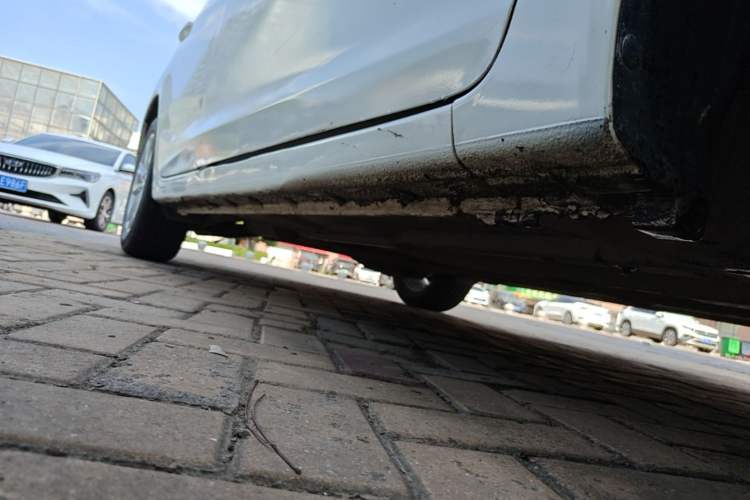 Used Honda Civic 2014 1.8L Automatic Classic Edition Right Side Sill
