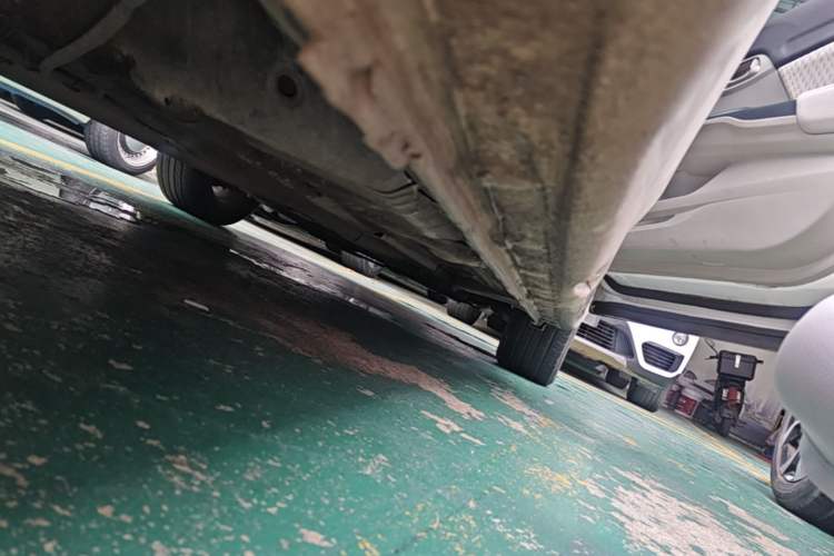 Used Honda Civic 2014 1.8L automatic comfort version Right Side Sill