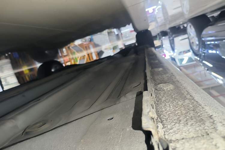Used Honda Civic 2014 1.8L automatic comfort version Right Side Sill