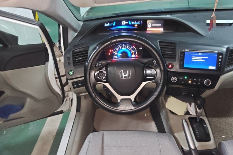 Used Honda Civic 2014 1.8L automatic comfort version Steering Wheel
