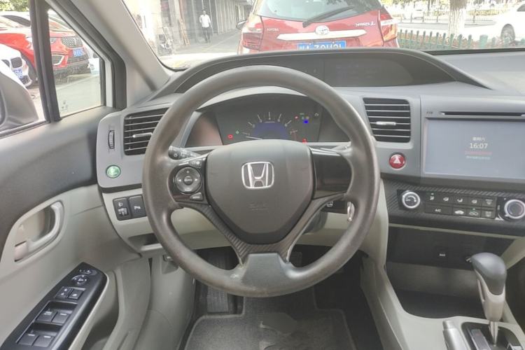 Used Honda Civic 2014 1.8L Automatic Classic Edition Steering Wheel