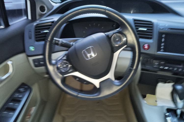 Used Honda Civic 2014 1.8L automatic luxury edition Steering Wheel