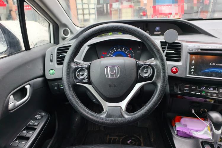 Used Honda Civic 2014 1.8L automatic luxury edition Steering Wheel
