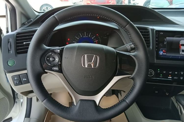 Used Honda Civic 2014 1.8L Automatic Classic Edition Steering Wheel