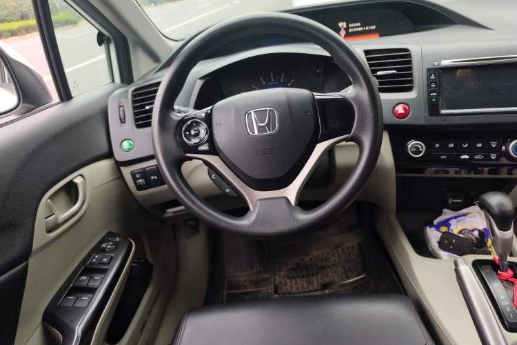Used Honda Civic 2014 1.8L automatic comfort version Steering Wheel