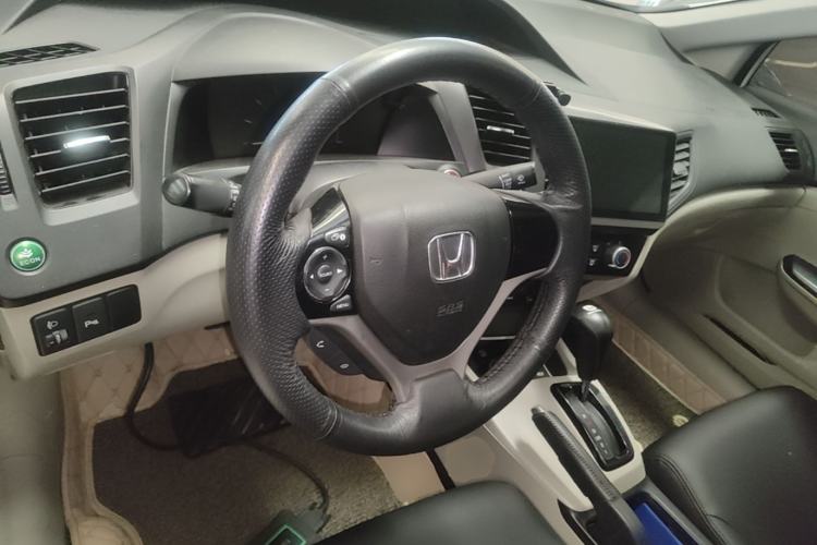 Used Honda Civic 2014 1.8L automatic comfort version Steering Wheel