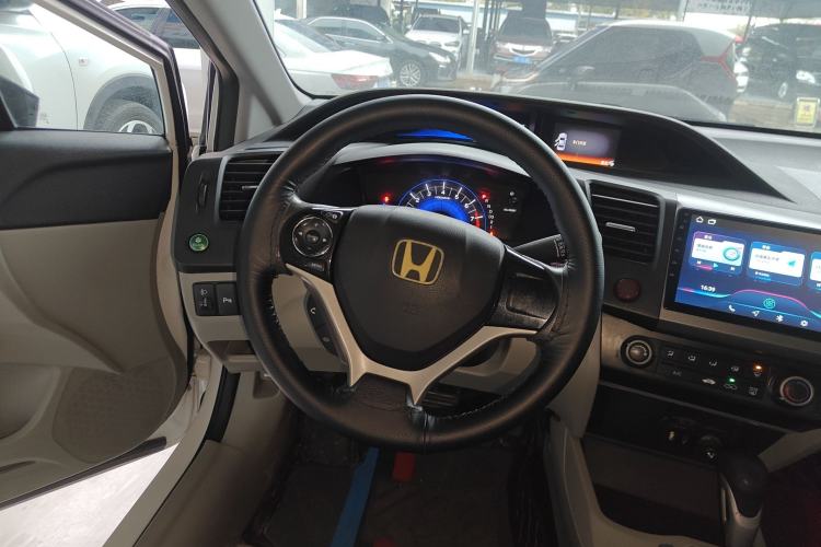 Used Honda Civic 2014 1.8L automatic comfort version Steering Wheel