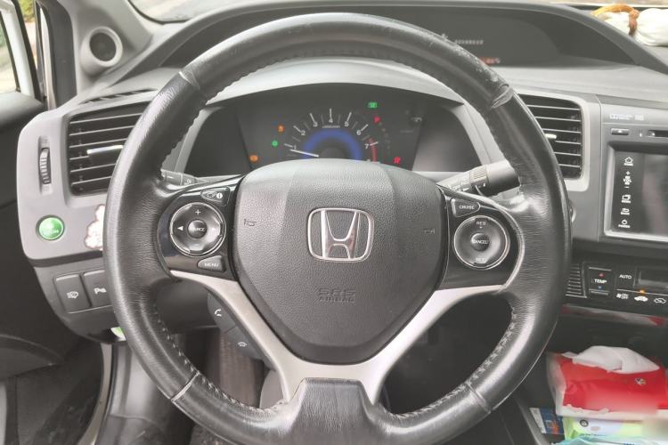 Used Honda Civic 2014 1.8L automatic luxury edition Steering Wheel