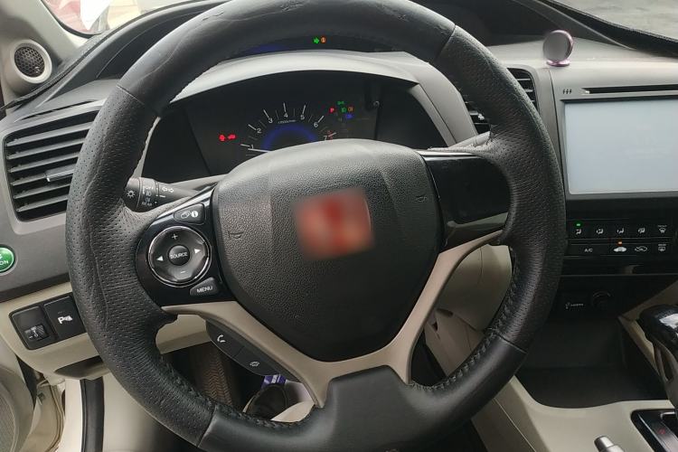 Used Honda Civic 2014 1.8L automatic comfort version Steering Wheel