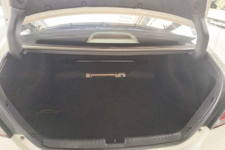 Used Honda Civic 2014 1.8L Automatic Classic Edition Trunk