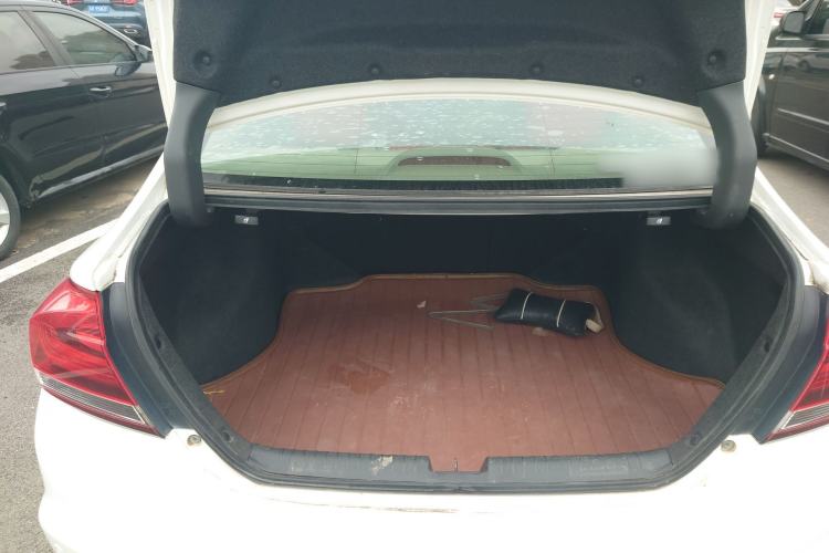 Used Honda Civic 2014 1.8L automatic comfort version Trunk