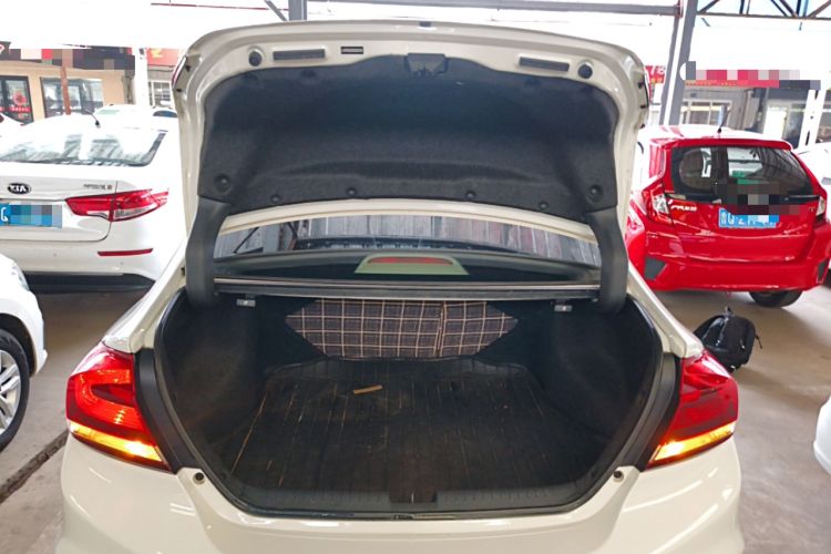 Used Honda Civic 2014 1.8L automatic comfort version Trunk