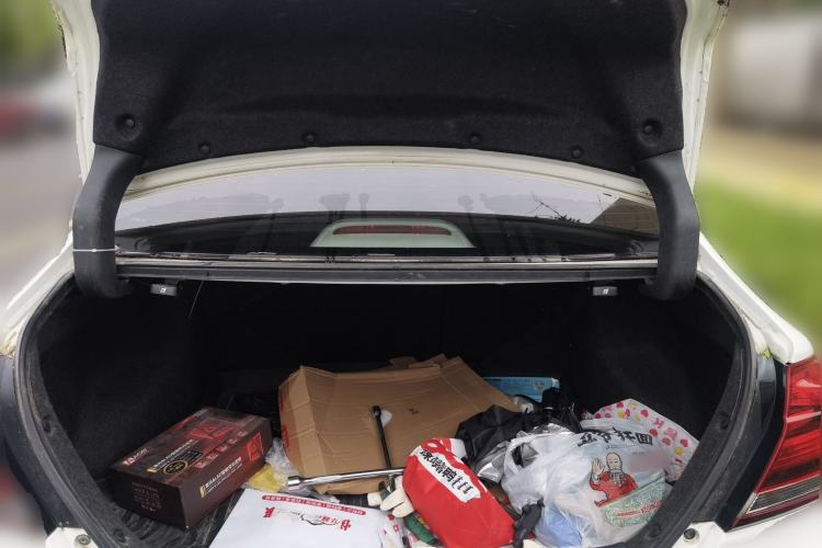 Used Honda Civic 2014 1.8L manual Comfort version Trunk