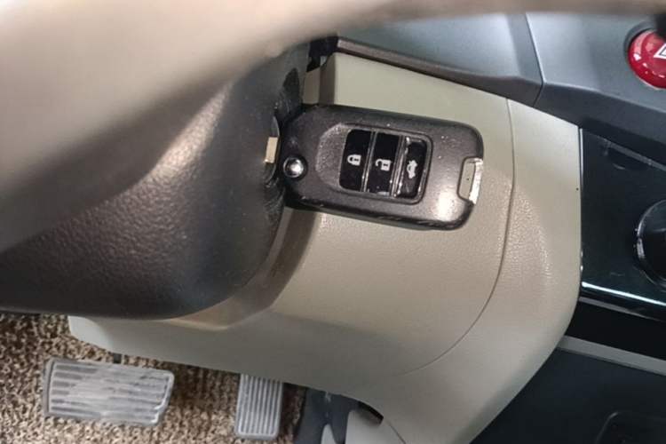 Used Honda Civic 2014 1.8L Automatic Classic Edition Vehicle Key